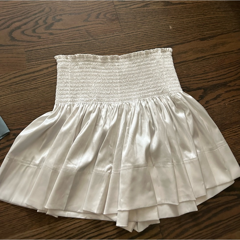 Natural life shorts/skirt size small